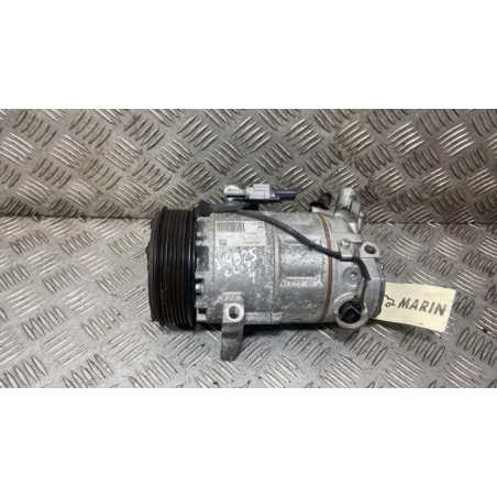 Compresseur clim RENAULT CLIO 4