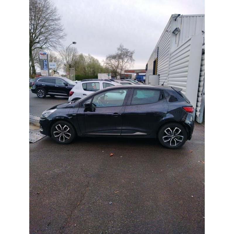 Compresseur clim RENAULT CLIO 4 Photo n°11