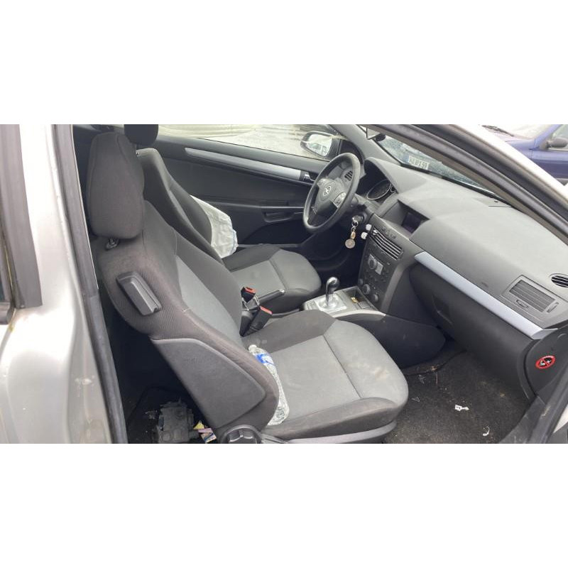 Alternateur OPEL ASTRA H Photo n°8