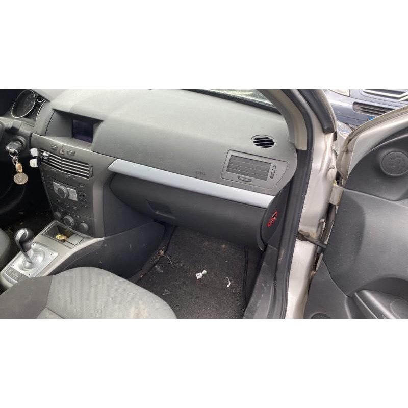 Alternateur OPEL ASTRA H Photo n°20