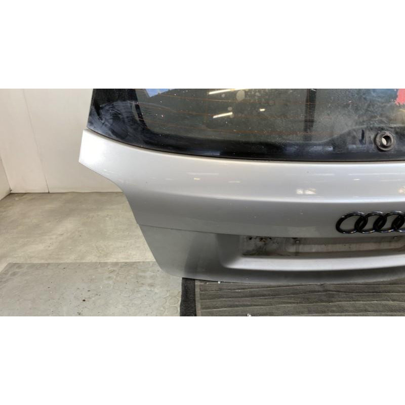 Malle/Hayon arriere AUDI A3 2 Photo n°10