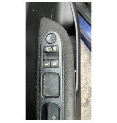 Serrure avant droit PEUGEOT 307