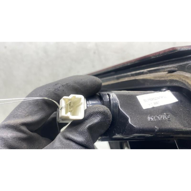 Feu arriere secondaire droit (feux) CITROEN C4 PICASSO 1 Photo n°2