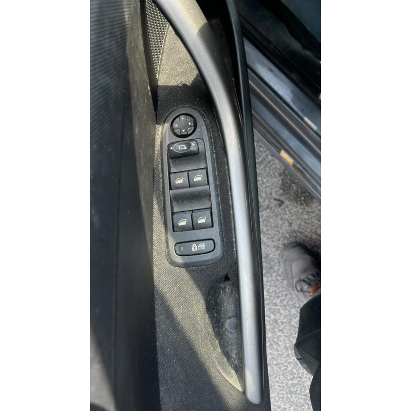 Jante PEUGEOT 308 1 SW Photo n°4