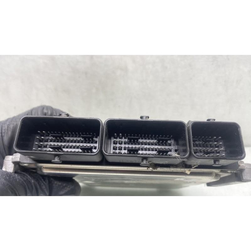Calculateur moteur RENAULT MEGANE 3 Photo n°2