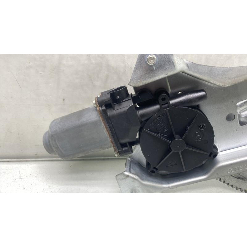 Leve vitre electrique avant gauche RENAULT KANGOO 1 Photo n°6