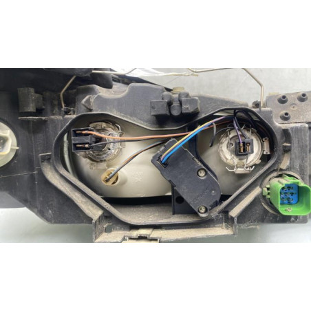 Optique avant principal gauche (feux)(phare) FORD MONDEO 1