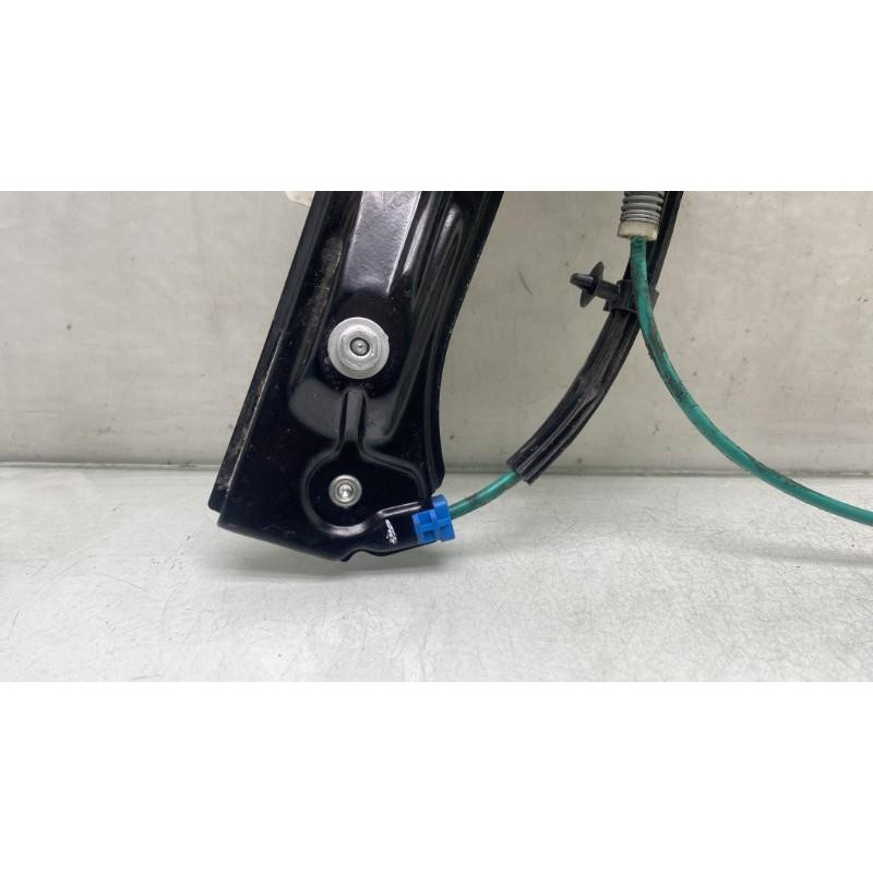 Leve vitre electrique avant gauche BMW SERIE 1 F20 Photo n°11