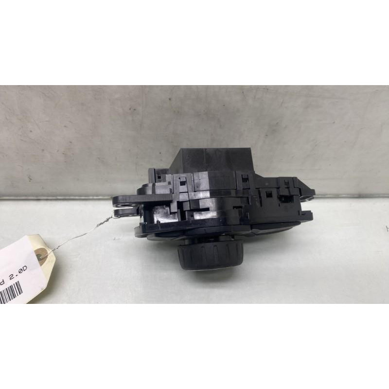 Commande GPS BMW SERIE 1 F20 Photo n°3