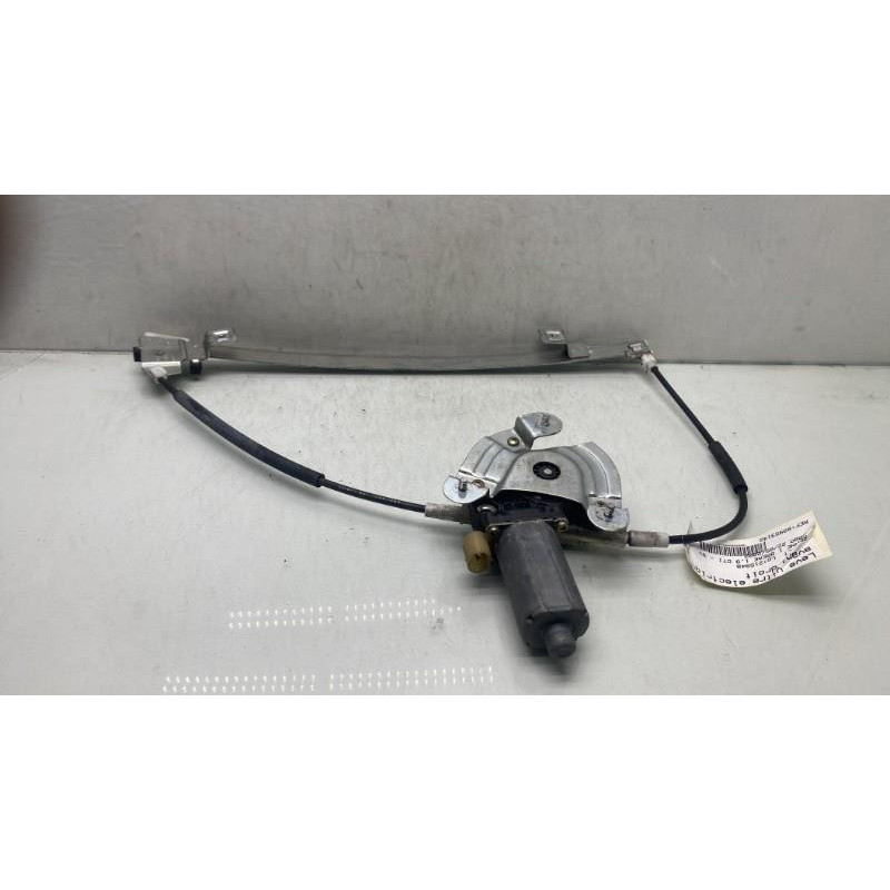 Leve vitre electrique avant droit RENAULT MEGANE 1 Photo n°1