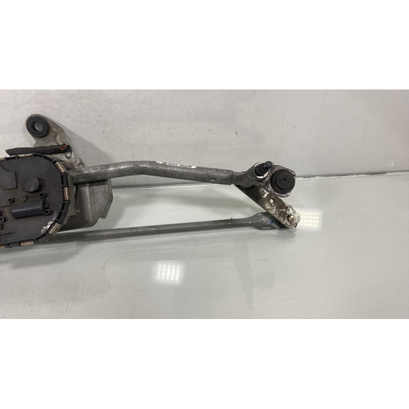Moteur essuie glace avant VOLKSWAGEN PASSAT 5 Photo n°3