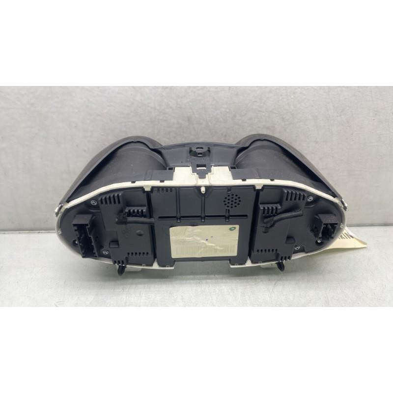 Compteur FORD FIESTA 6 Photo n°4