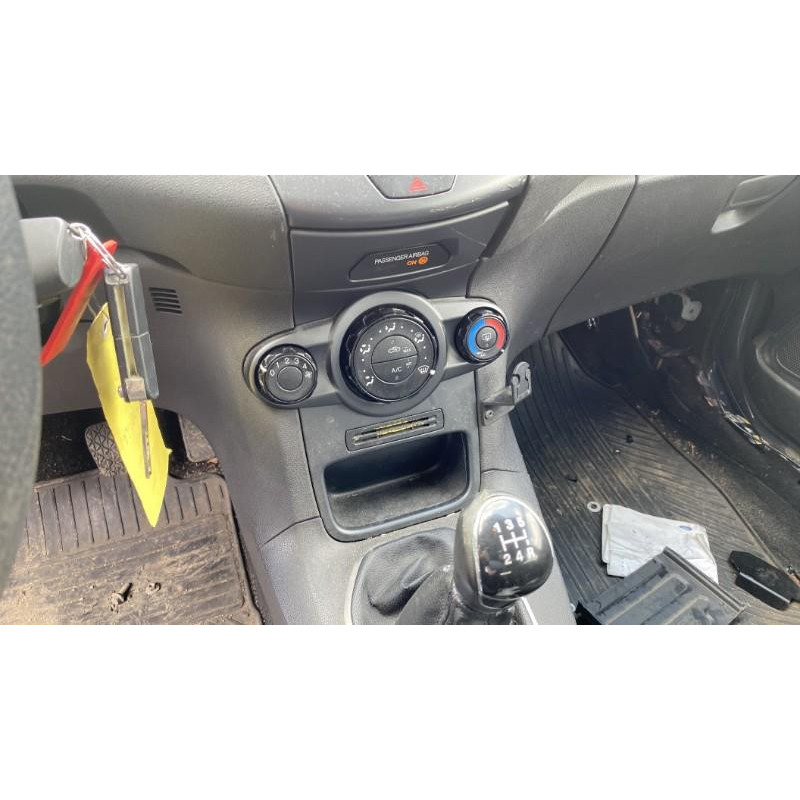 Compteur FORD FIESTA 6 Photo n°13