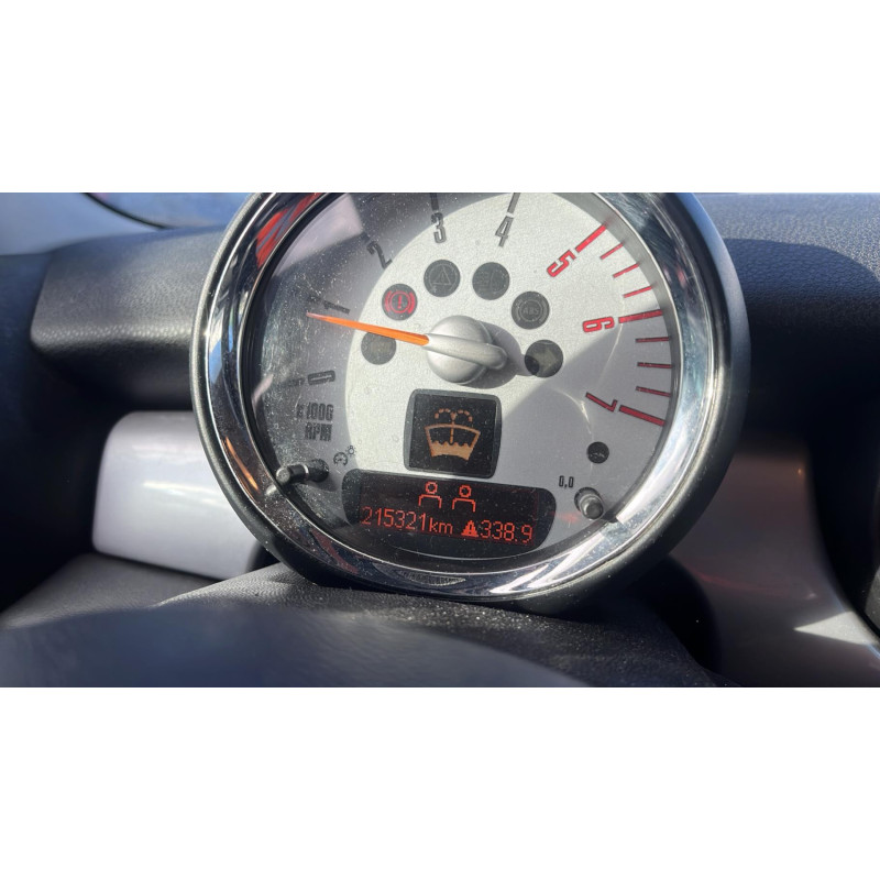 Feu arriere stop central MINI MINI 2 R56 Photo n°8