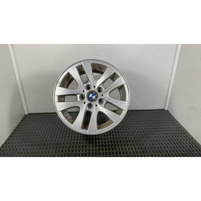 Jante BMW SERIE 3 E90 Photo n°3