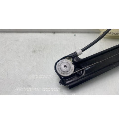 Leve vitre mecanique arriere droit VOLKSWAGEN POLO 5 Photo n°1