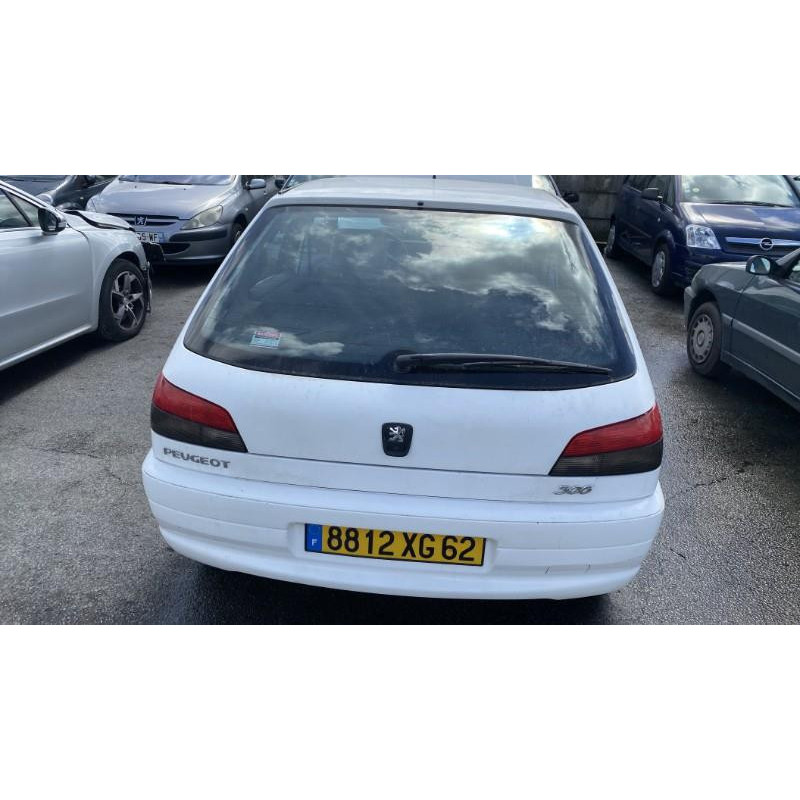 Porte avant droit PEUGEOT 306 Photo n°9