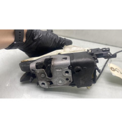Serrure avant gauche PEUGEOT 308 1