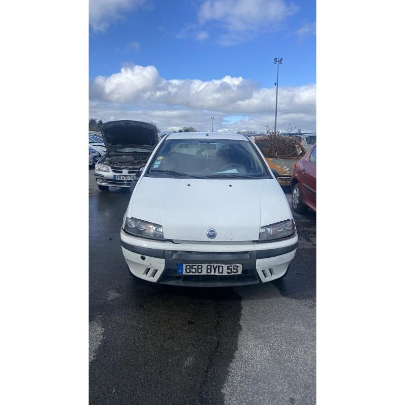 Feu arriere principal gauche (feux) FIAT PUNTO 2 Photo n°12