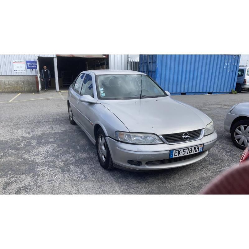 Retroviseur gauche OPEL VECTRA B Photo n°14