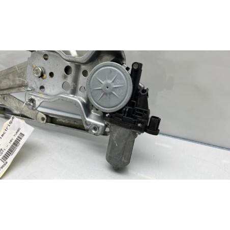 Leve vitre electrique avant droit OPEL AGILA B Photo n°1