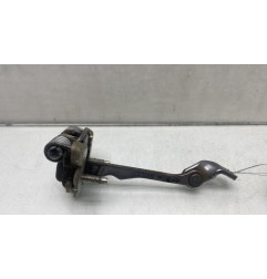 Arret de porte avant gauche DACIA DUSTER 1