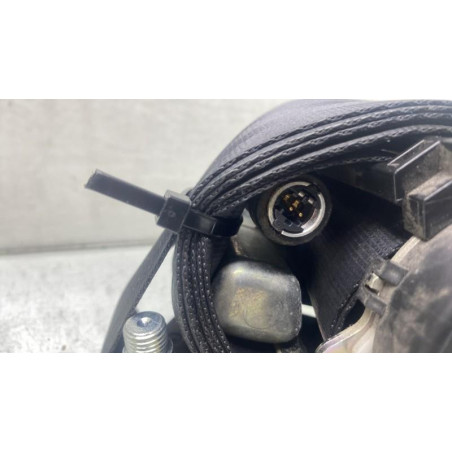 Pretensionneur de ceinture avant droit DACIA DUSTER 1 Photo n°1
