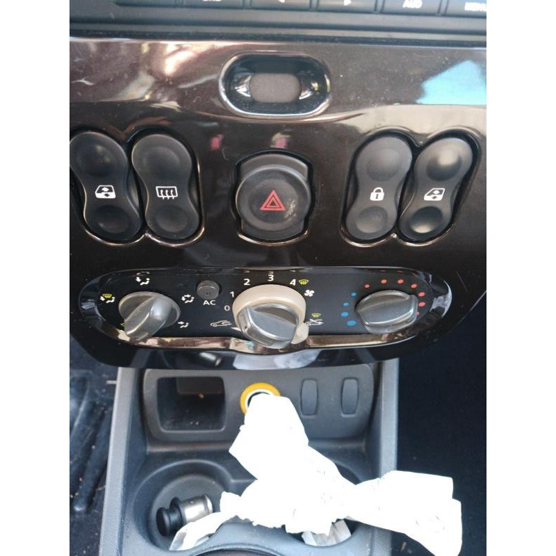 Commande chauffage DACIA DUSTER 1 Photo n°17