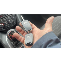 Compresseur clim OPEL MERIVA B