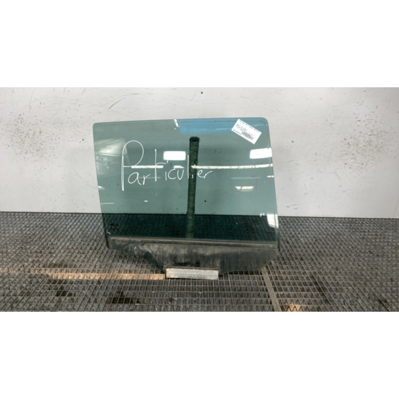 Vitre arriere droit OPEL ZAFIRA B Photo n°1
