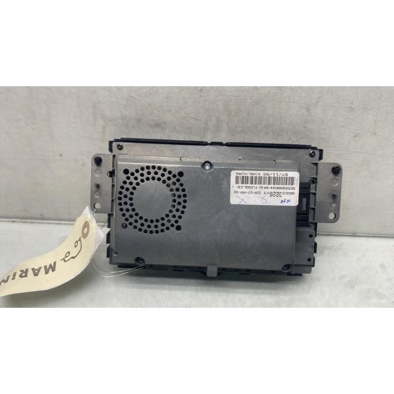 Ecran GPS PEUGEOT 1007 Photo n°8