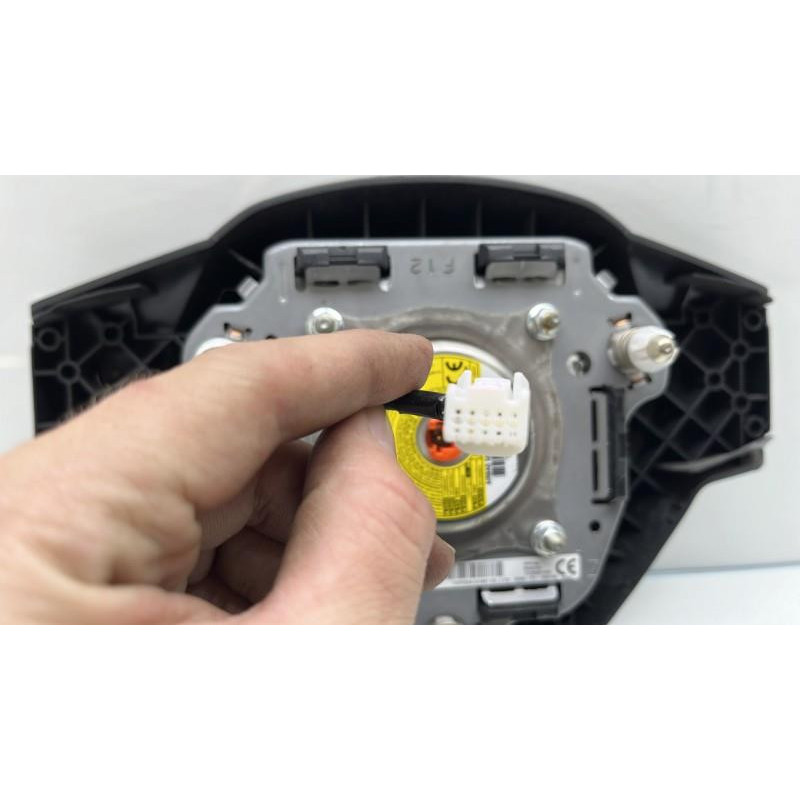 Air bag conducteur PEUGEOT 108 Photo n°3