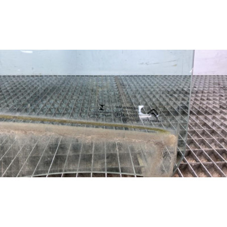 Vitre arriere droit CITROEN C4 PICASSO 2