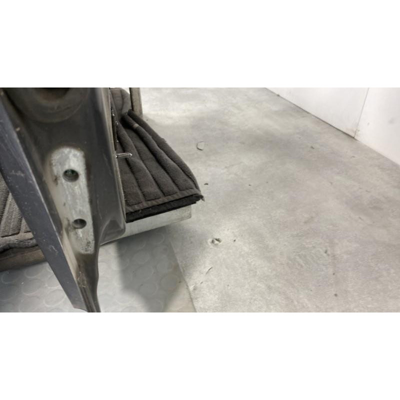 Porte avant droit VOLKSWAGEN NEW BEETLE 1 Photo n°1