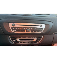 Aile avant droit RENAULT GRAND SCENIC 3