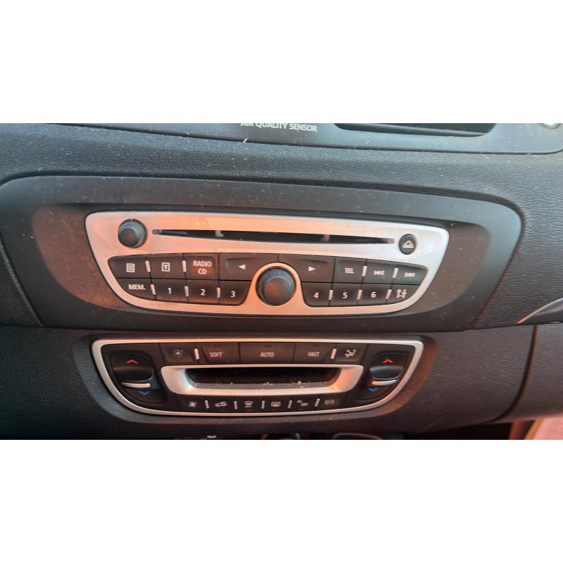 Aile avant droit RENAULT GRAND SCENIC 3 Photo n°14