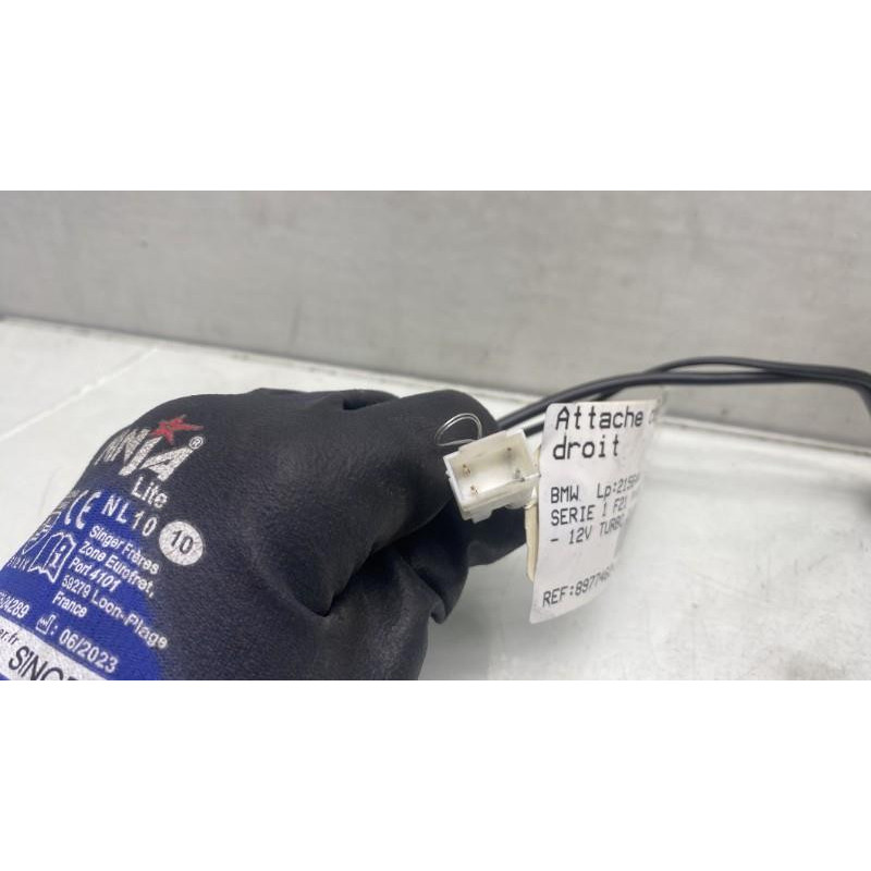 Pretensionneur de ceinture avant droit BMW SERIE 1 F21 Photo n°3
