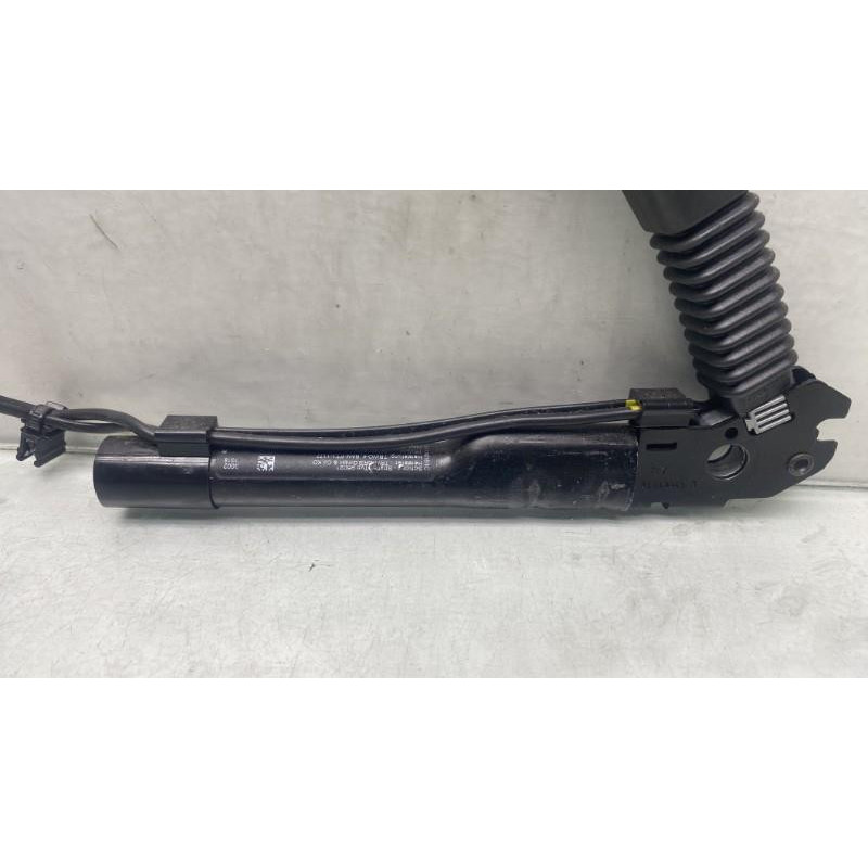 Pretensionneur de ceinture avant droit BMW SERIE 1 F21 Photo n°4
