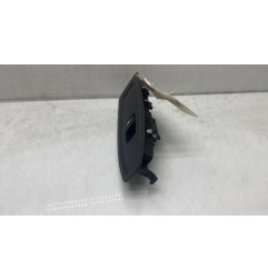 Interrupteur de leve vitre avant droit BMW SERIE 1 F21