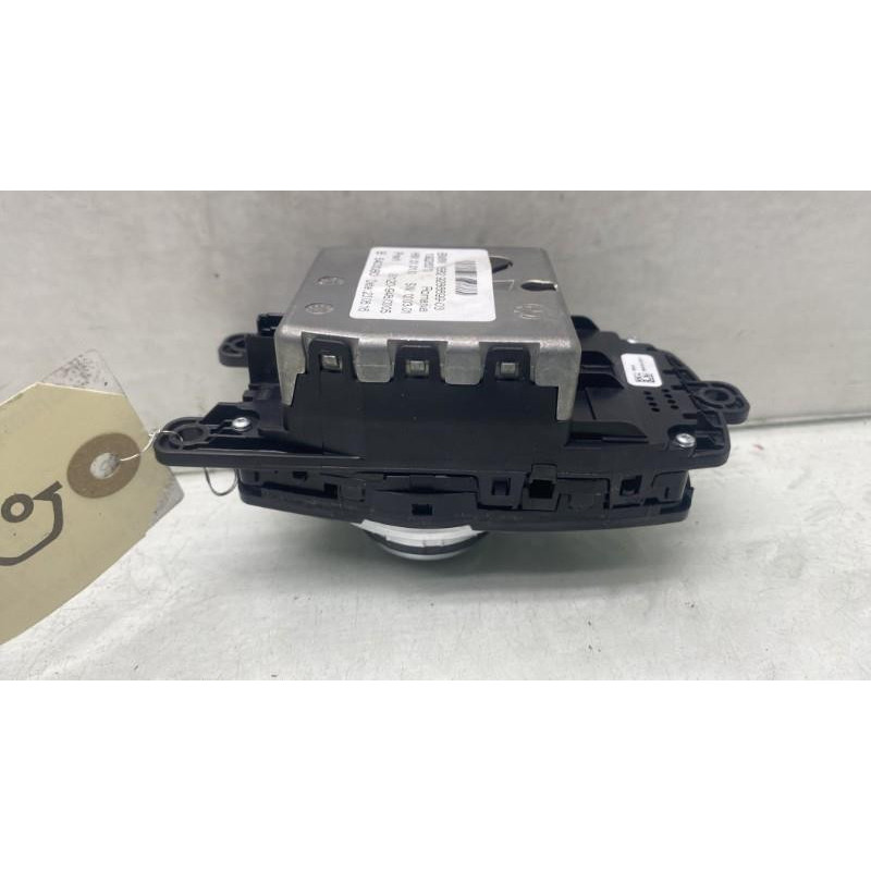 Commande GPS BMW SERIE 1 F21 Photo n°9