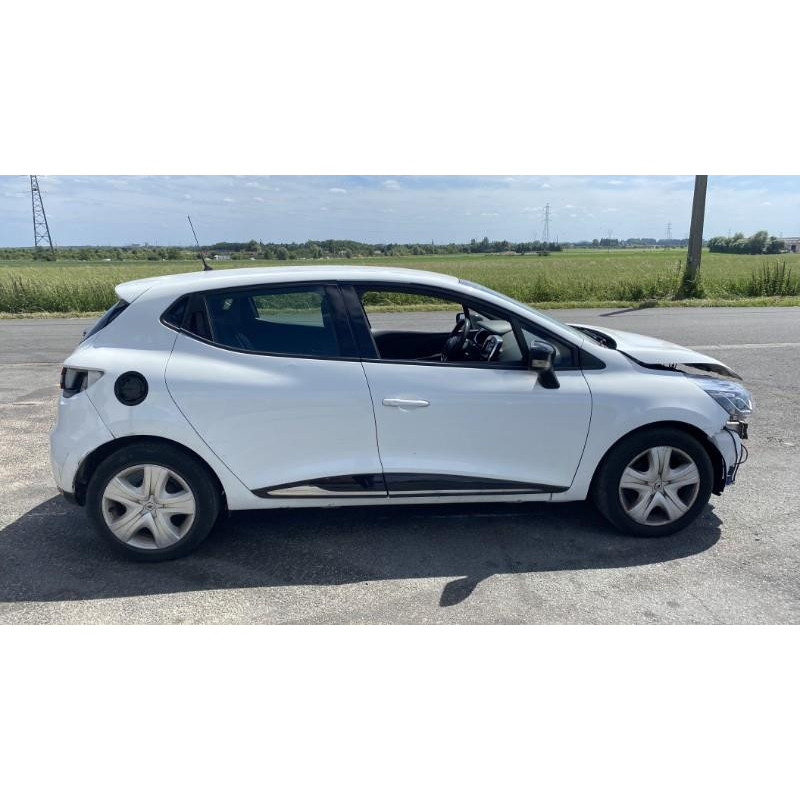 Feu arriere principal gauche (feux) RENAULT CLIO 4 Photo n°7