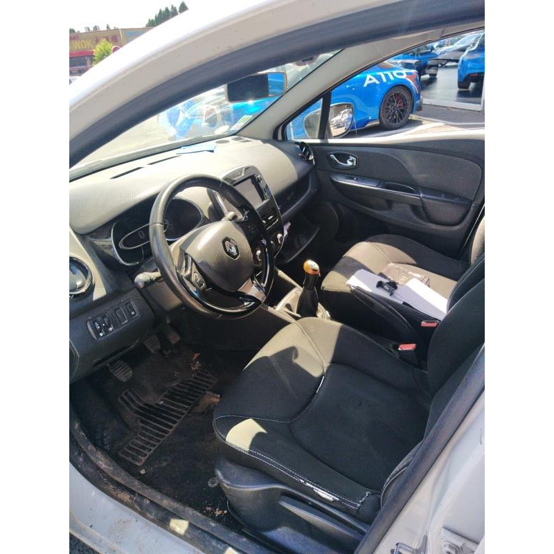 Feu arriere principal gauche (feux) RENAULT CLIO 4 Photo n°20
