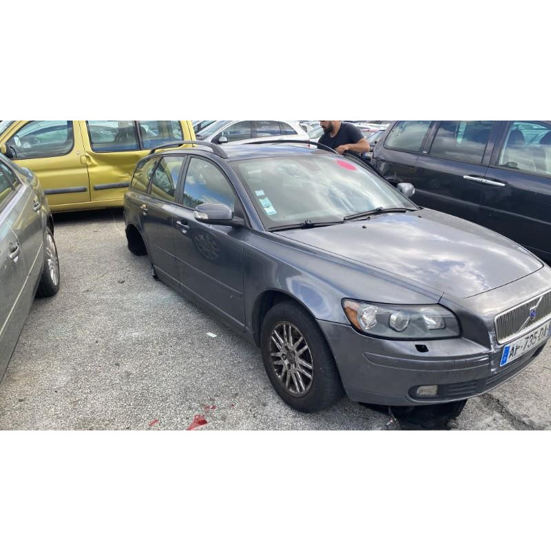 Pare choc avant VOLVO V 50 Photo n°10