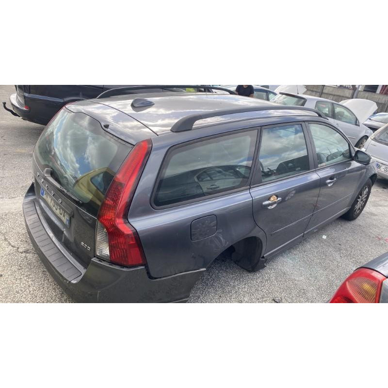 Pare choc avant VOLVO V 50 Photo n°13
