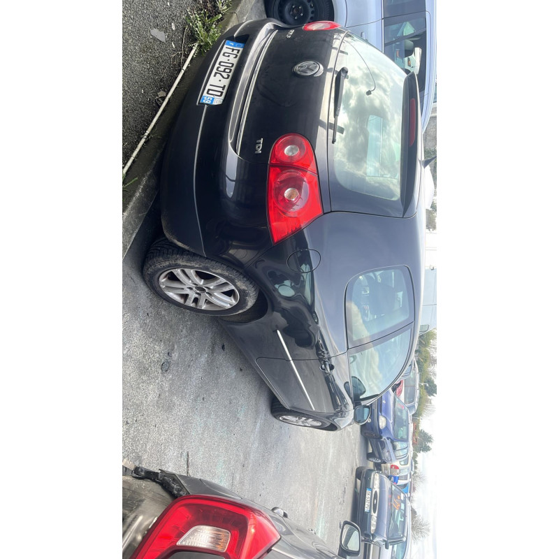 Feu arriere secondaire droit (feux) VOLKSWAGEN GOLF 5 Photo n°9