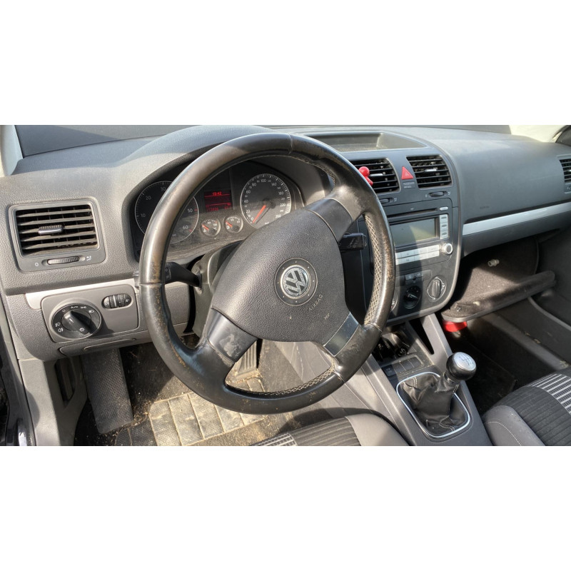 Feu arriere secondaire droit (feux) VOLKSWAGEN GOLF 5 Photo n°14
