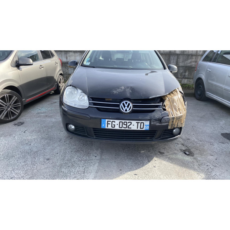 Feu arriere secondaire gauche (feux) VOLKSWAGEN GOLF 5 Photo n°15