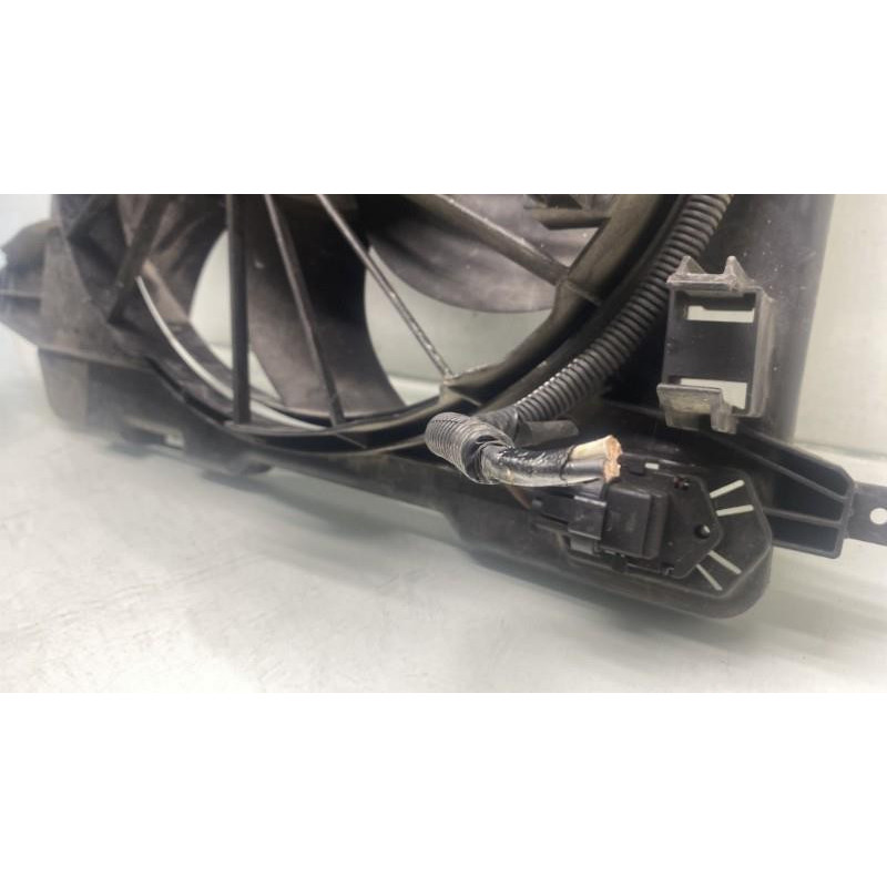 Moto ventilateur radiateur RENAULT MEGANE 2 Photo n°8