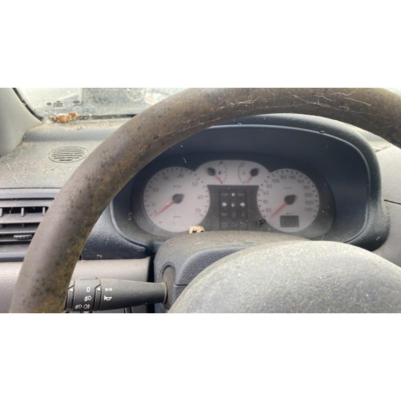 Interrupteur de leve vitre avant gauche RENAULT CLIO 2 Photo n°9