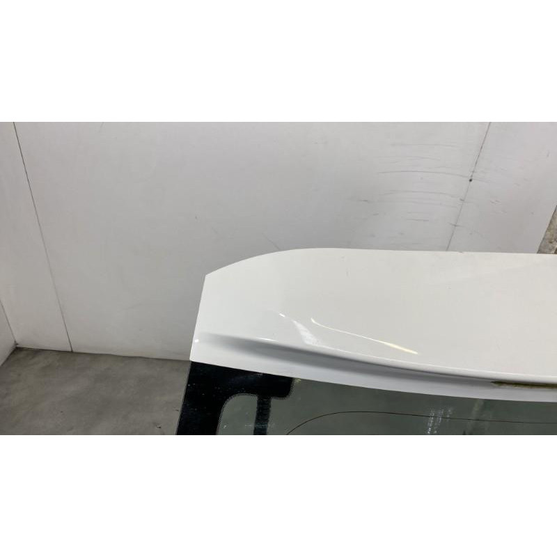 Lunette arriere PEUGEOT 108 Photo n°4
